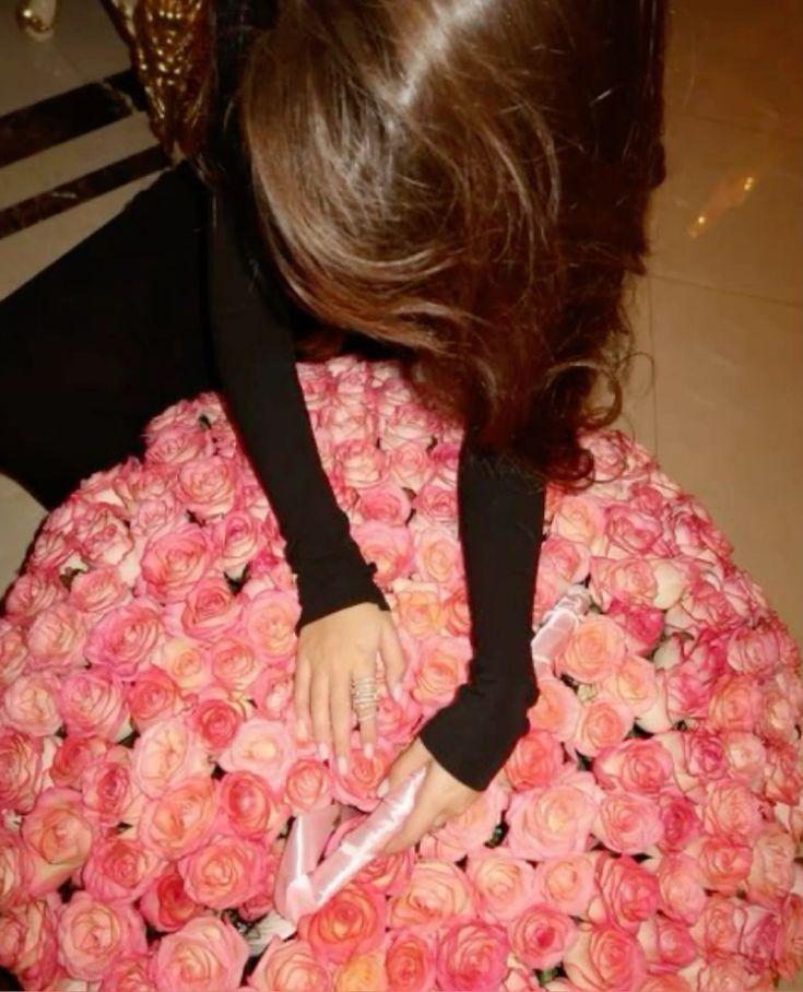 Whimsical Breeze of Springtime Blooms